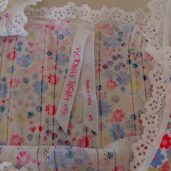 Victoria's Secret Floral Pajama Tanktop Women's Size Small - Picture 5 of 6